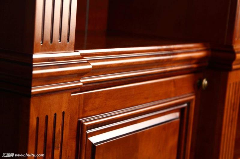 ଆସବାବପତ୍ର ବିଷୟରେ ହୁଜିଙ୍ଗ୍ରୁବାସିକ୍ ଜ୍ଞାନ |